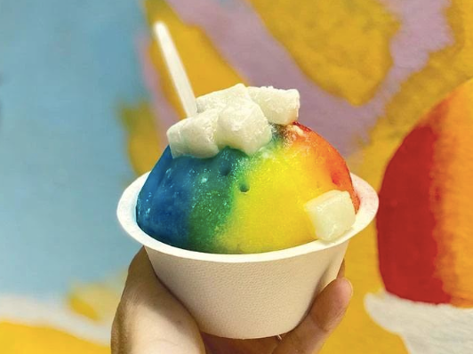 Ululani's Hawaiian Shave Ice（ウルラニズ ハワイアン シェイブアイス）
