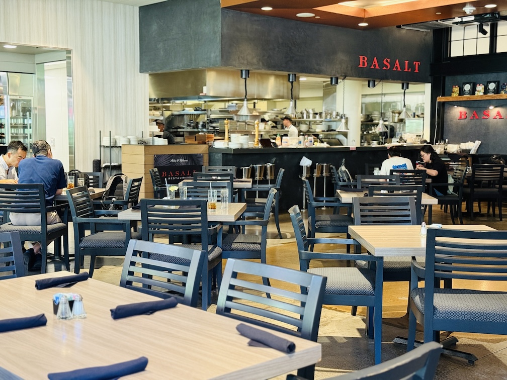 Basalt 店内4